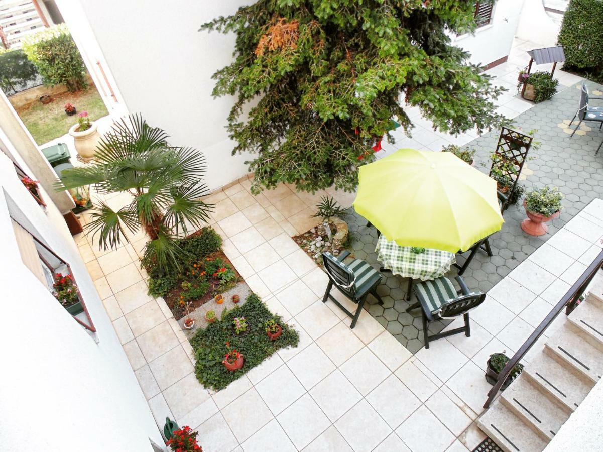 P&D Apartments Фажана Экстерьер фото